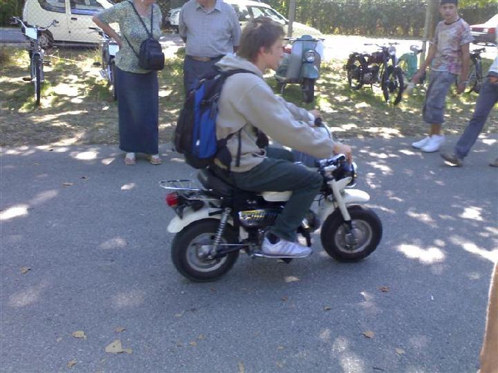 200609102359 (Medium).jpg